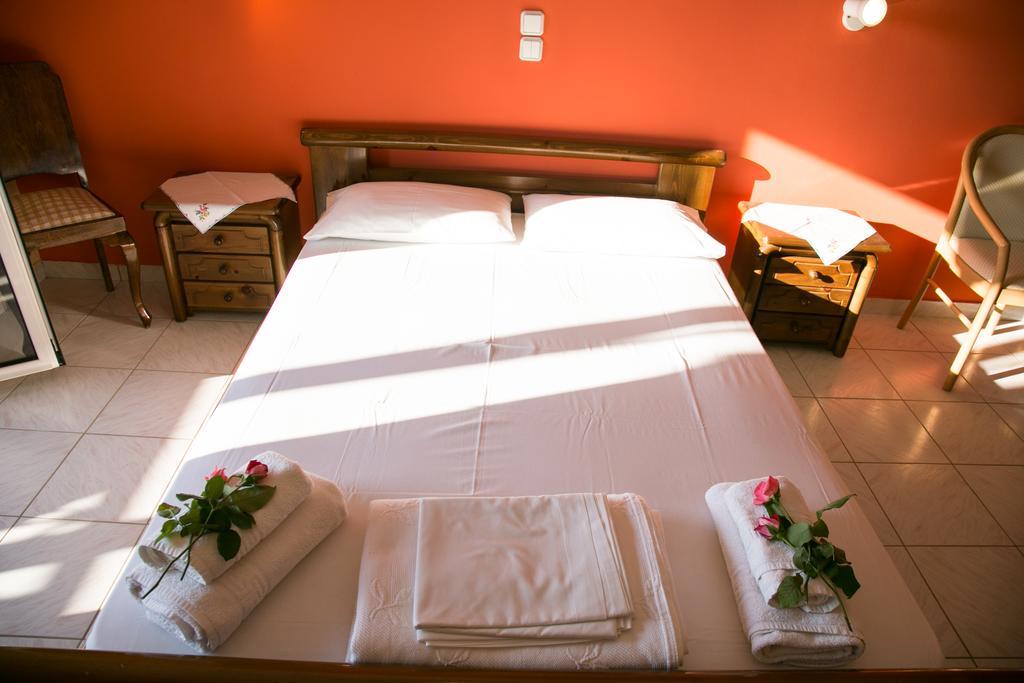 Almyros Studios & Apartments Kounopetra Room photo
